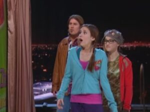 Hannah Montana - S1EP13: You're So Vain, You Probably Think This Zit is About You