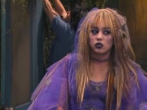 Hannah Montana - S1EP15: More Than a Zombie to Me