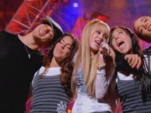 Hannah Montana - S2EP2: Cuffs Will Keep Us Together
