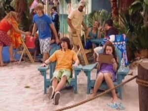 Hannah Montana - S2EP5: I Am Hannah, Hear Me Croak