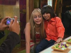 Hannah Montana - S2EP29: We're All on This Date Together