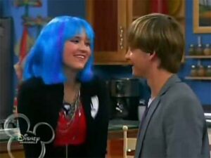 Hannah Montana - S3EP1: He Ain't a Hottie, He's My Brother