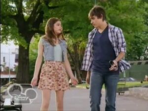 Violetta - S1EP12: Lie to Do Good