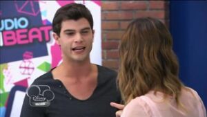 Violetta - S2EP15: Assistant