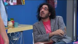 Violetta - S2EP58: Mass lies