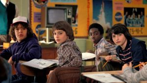 Stranger Things - S2EP1: Chapter One: MADMAX