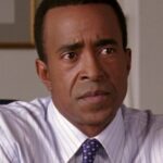 Tim Meadows - Principal Ron Duvall