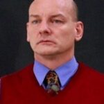 Les Porter - Chemistry Teacher