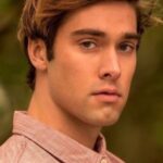 Austin North - Topper
