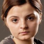 Dakota Hood - Tribute Girl District 10