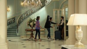 Soy Luna - S3EP36: A New Home for the Roller Band, on Wheels