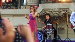 Soy Luna - S3EP60: The End of Everything, on Wheels