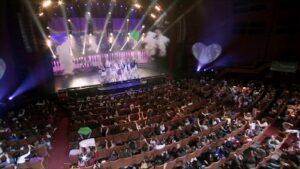 Violetta - S0EP1: Violetta en vivo